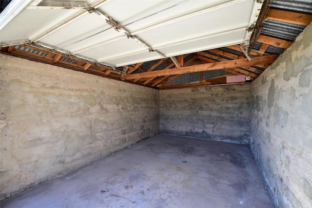 502 S Edinburg St, Marfa, TX 79843 - view of garage