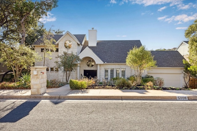 view of front facade featuring a garage