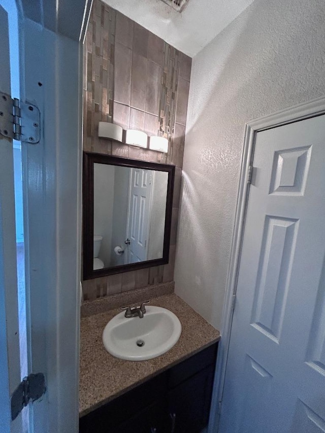 5708 Spring Meadow Rd, Austin, TX 78744 - photo 10