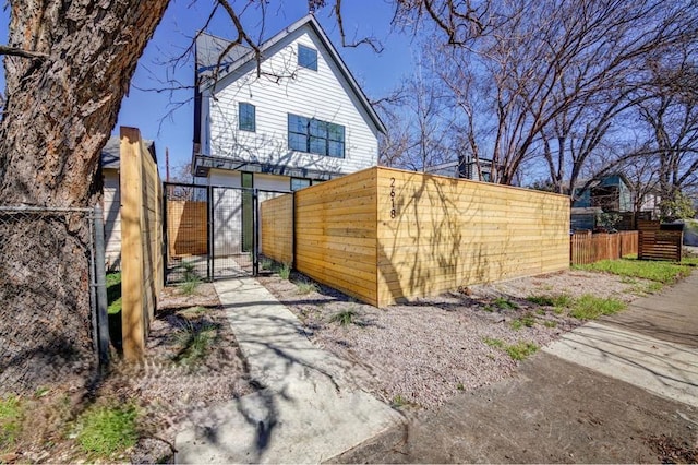 2618 E 4th St, Austin, TX 78702 - photo 1