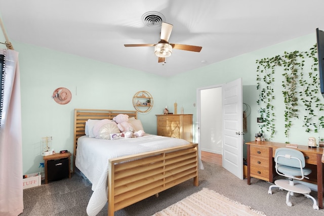 bedroom featuring carpet flooring and ceiling fan