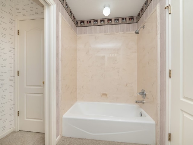 bathroom with washtub / shower combination