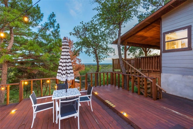 view of deck at dusk