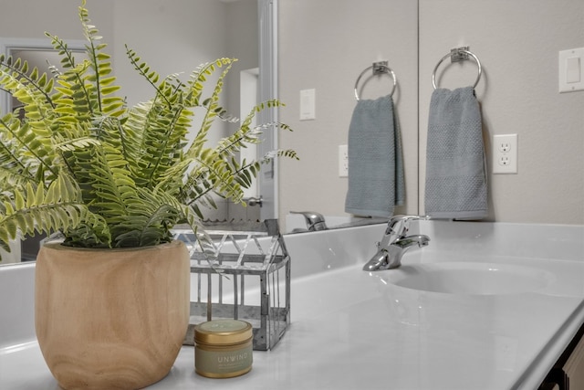 bathroom featuring sink