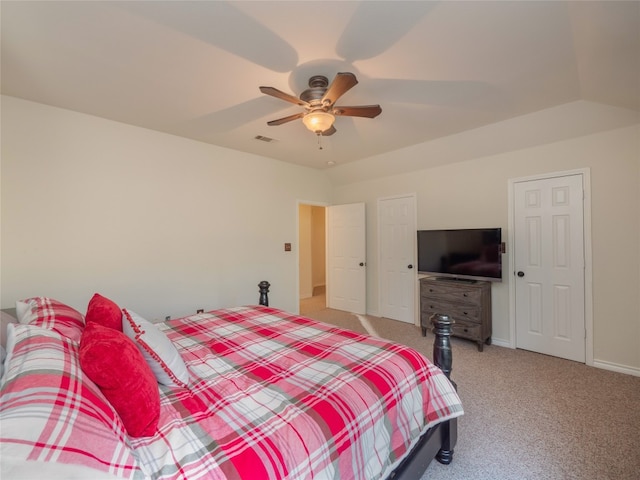 bedroom with light carpet and ceiling fan