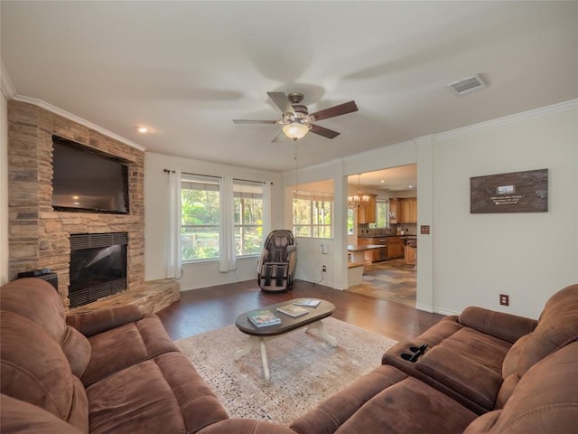 533 Arbors Cir, Elgin, TX 78621 - photo 6