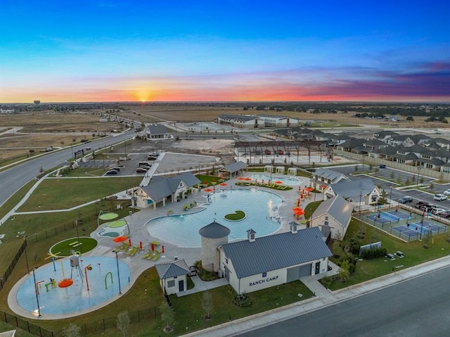 view of aerial view at dusk