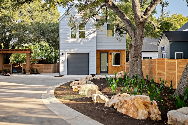 view of front of house featuring a garage