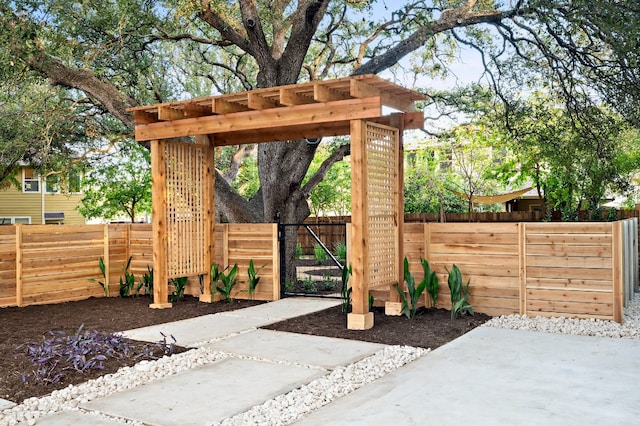 5107 Menchaca Rd Unit 4, Austin, TX 78745 - view of yard with a gate