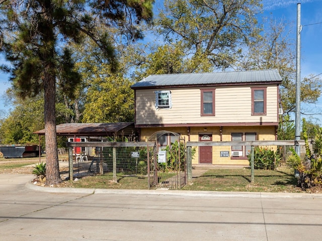 view of front of property