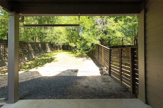1211 Cometa St Unit B, Austin, TX 78721 - view of patio / terrace