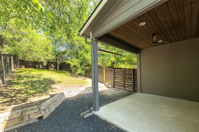 1211 Cometa St Unit B, Austin, TX 78721 - view of yard with a patio area