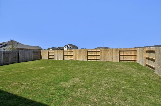 596 Biscayne Bay Bnd, Kyle, TX 78640 - view of yard featuring a fenced backyard