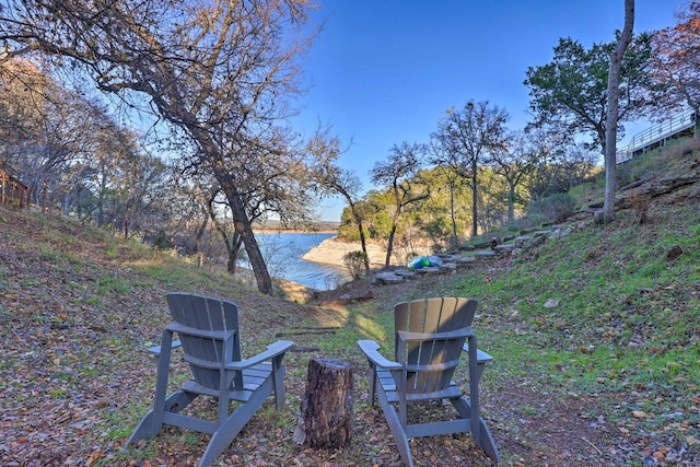 view of yard with a water view