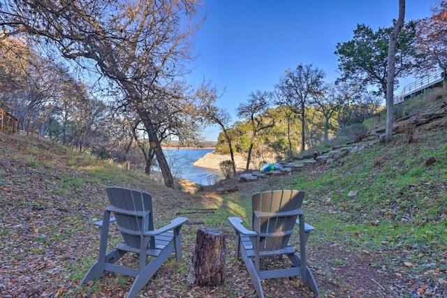 106 Center Cove Ii Loop, Spicewood, TX 78669 - view of yard featuring a water view
