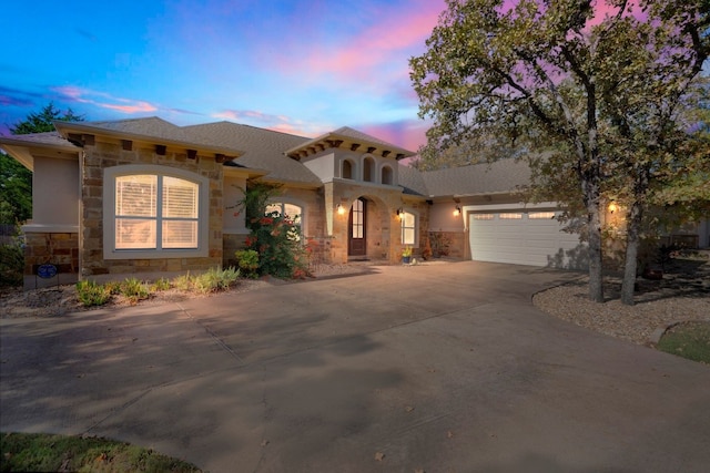 view of front facade with a garage