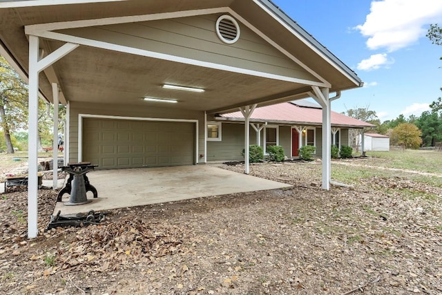 view of front of house with a garage