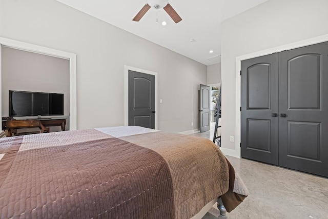 bedroom featuring ceiling fan