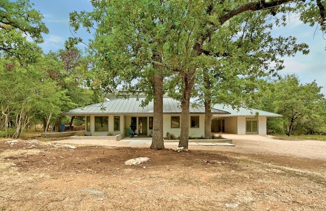 view of front of home with covered porch