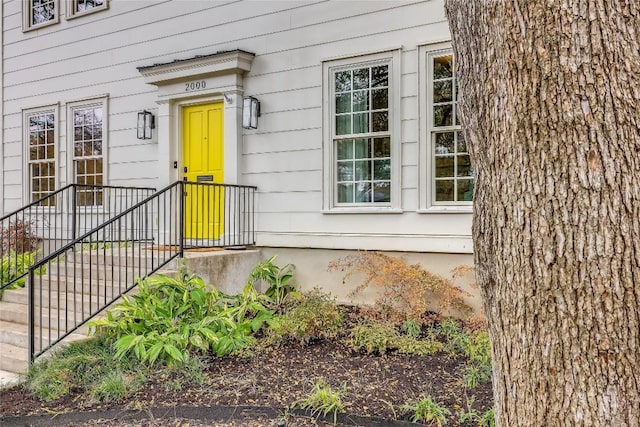 view of exterior entry