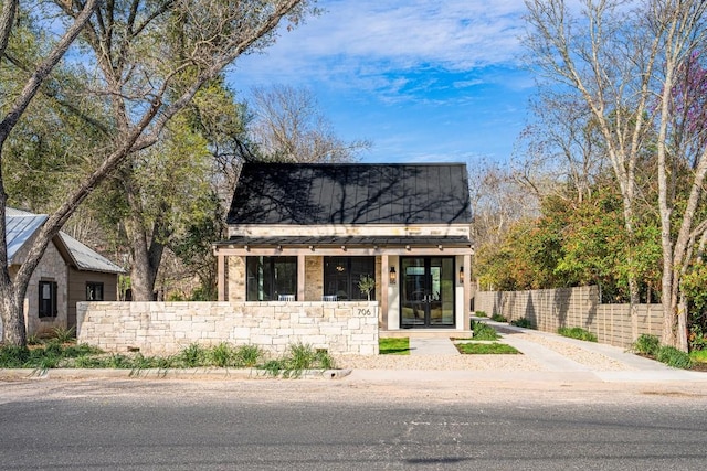 706 W Creek St, Fredericksburg, TX 78624 - photo 3
