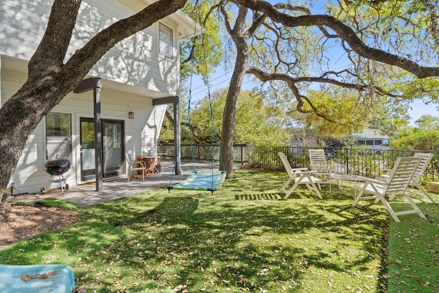 view of yard with a patio area