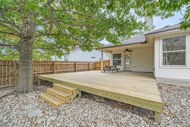 deck with ceiling fan