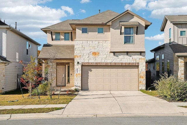 view of front facade featuring a garage