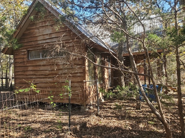 view of home's exterior