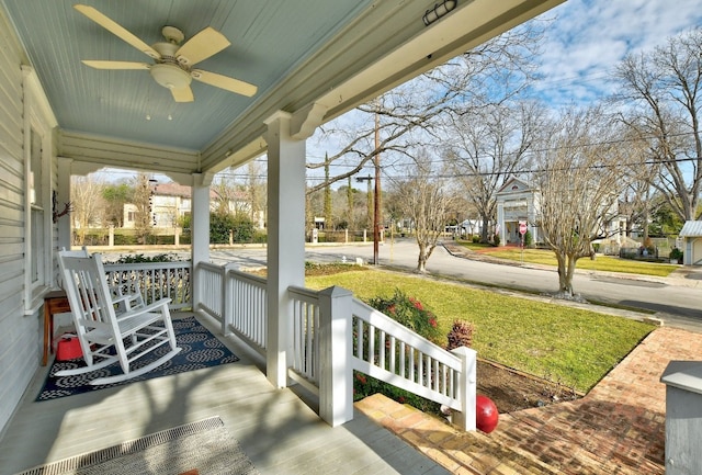 view of patio featuring a porch and ceiling fan