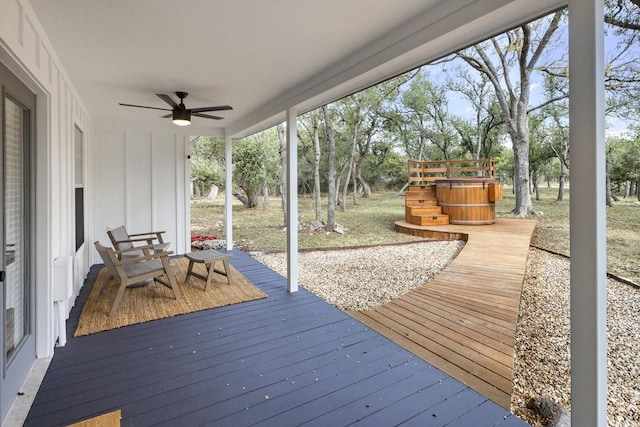 deck with ceiling fan