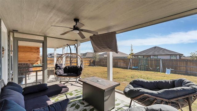 view of patio / terrace with outdoor lounge area and ceiling fan