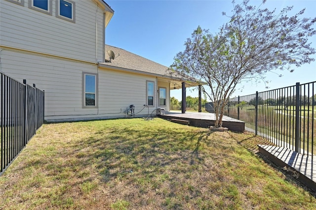 view of yard with a patio area