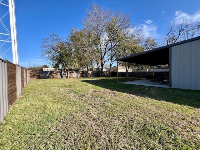 view of yard with a patio