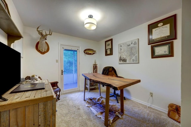12323 Blue Water Dr, Austin, TX 78758 - carpeted office with baseboards