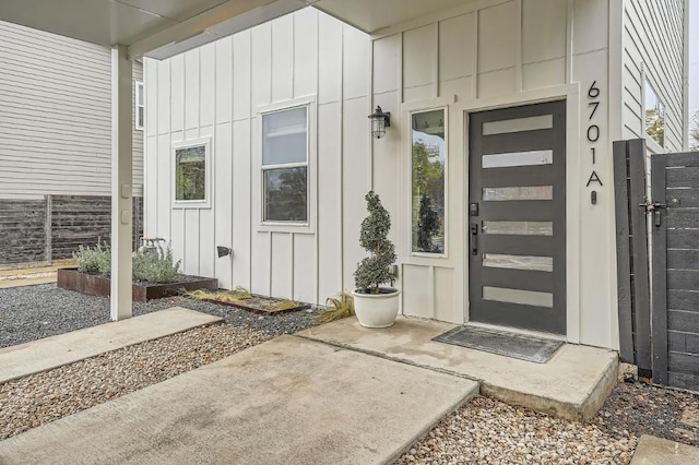 view of entrance to property