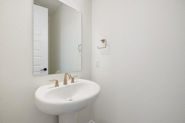 bathroom with sink