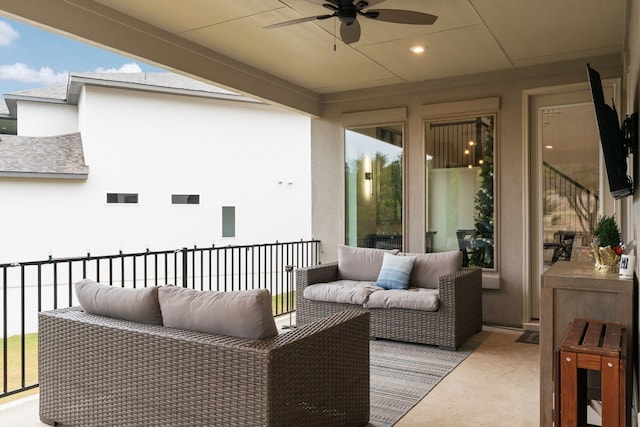 exterior space with ceiling fan