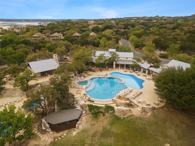 view of swimming pool