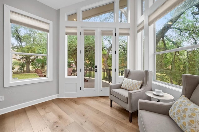 sunroom / solarium with a healthy amount of sunlight