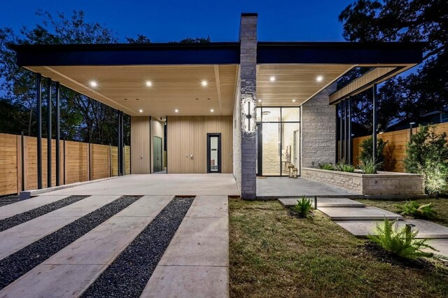 2423 S 5th St, Austin, TX 78704 - view of back of house at twilight
