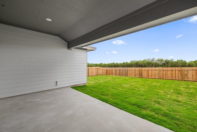 view of yard with a patio