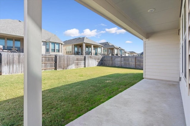 view of yard featuring a patio