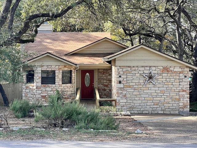 view of front of property