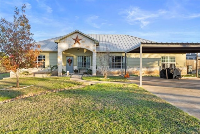 single story home featuring a front lawn and a carport