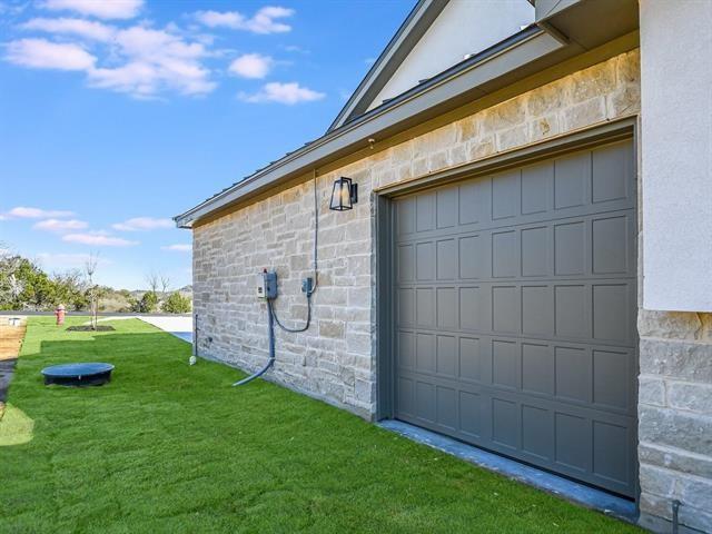 exterior space featuring a yard