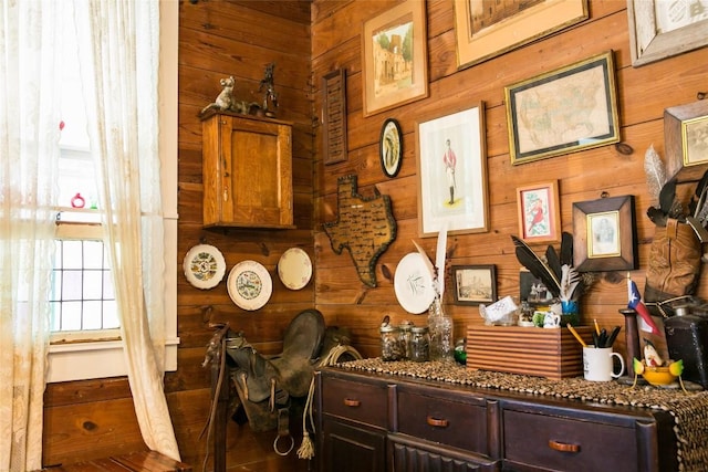 interior details with wood walls