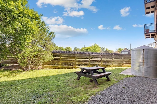 view of yard featuring a fenced backyard