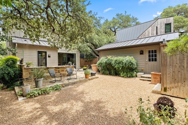 1005 Jewell St, Austin, TX 78704 - view of yard with a patio area