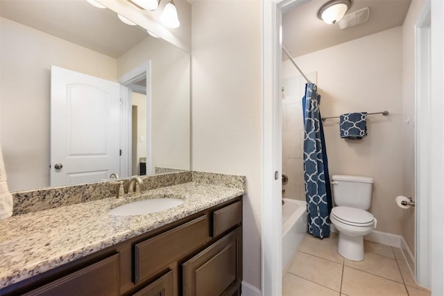 full bathroom featuring vanity, shower / bathtub combination with curtain, baseboards, tile patterned flooring, and toilet